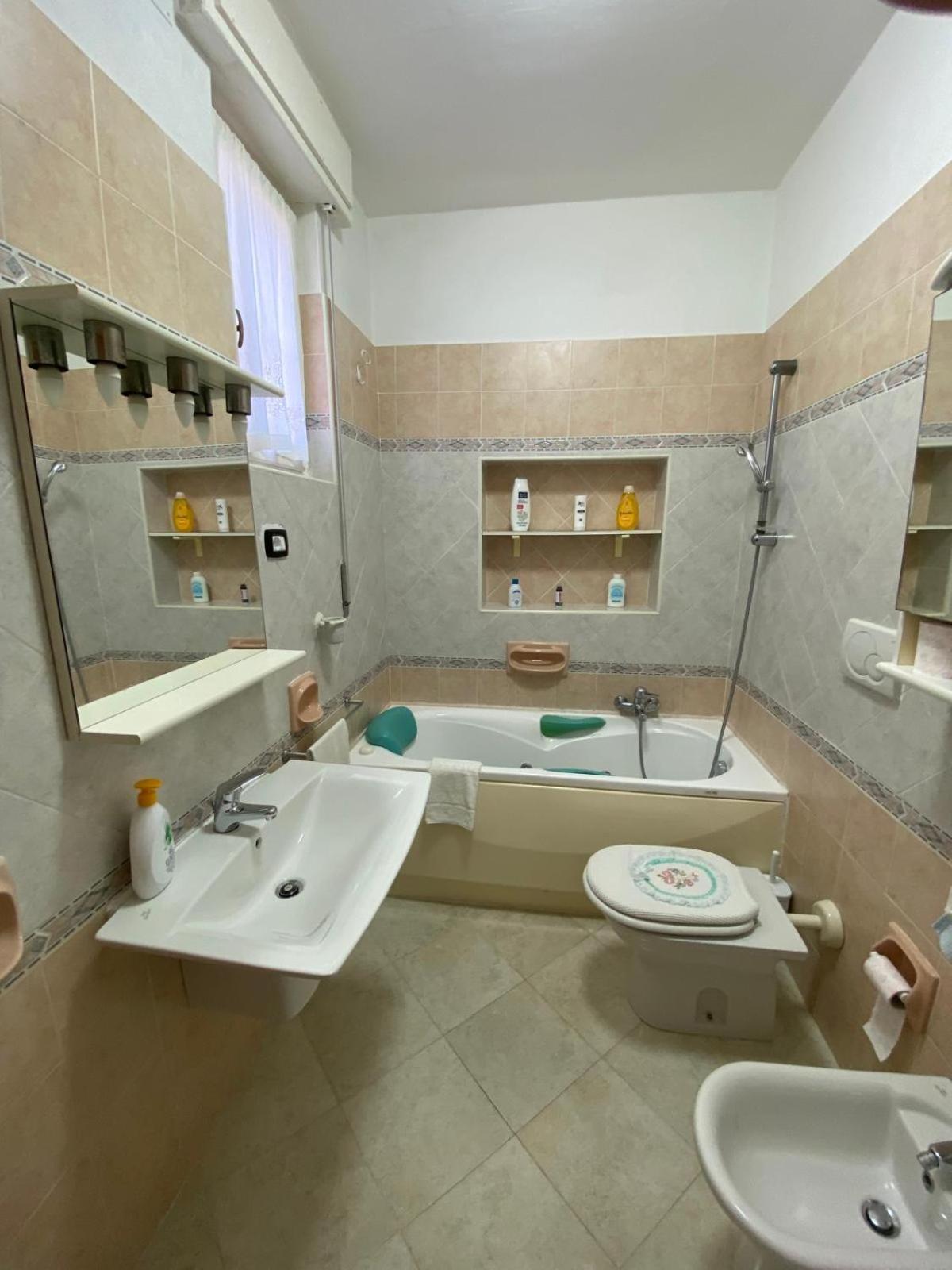 Lemon House Apartman Sassari Kültér fotó